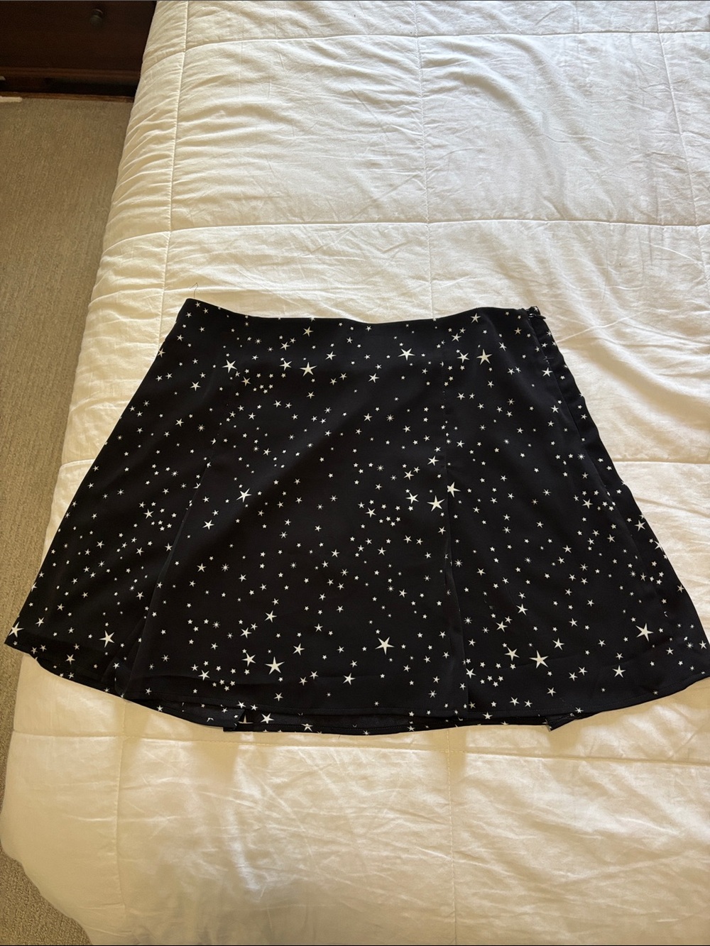 Le Lis Black Star-Print Skater Skirt